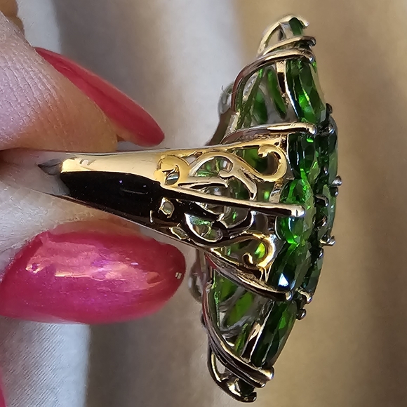 Sz 6, Chrome Diopside 12.40 Carats, 925 Silver, Platinum/14K yellow gold Vermeil - Picture 9 of 12